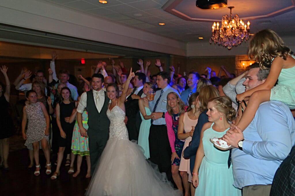 Best Wedding Reception DJs in Minneapolis - Butler Productions - Call 651-263-1471 !